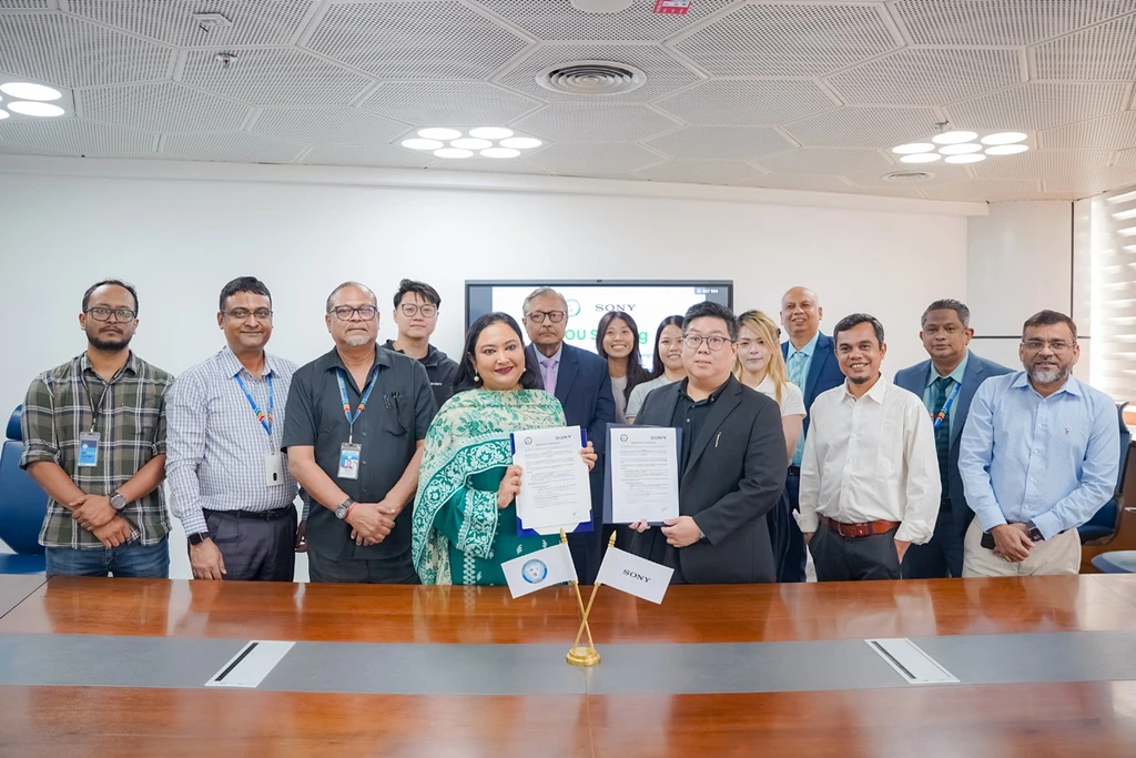 MOU Signed Between AIUB and Sony Bangladesh